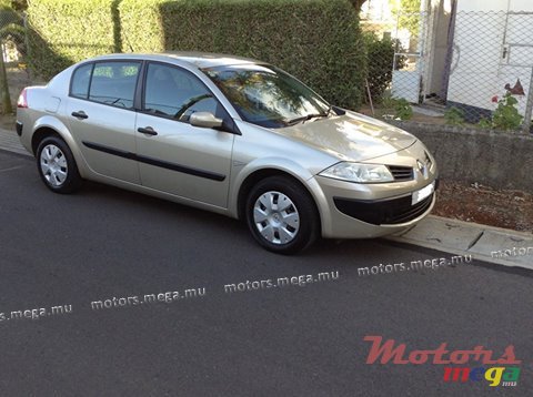 2007' Renault photo #1