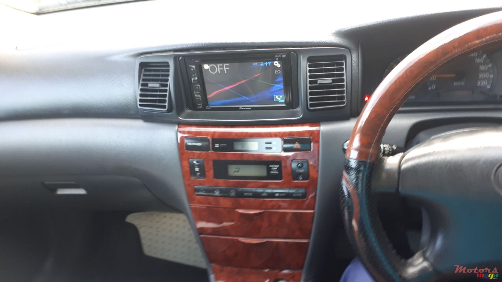 2004' Toyota Corolla photo #6