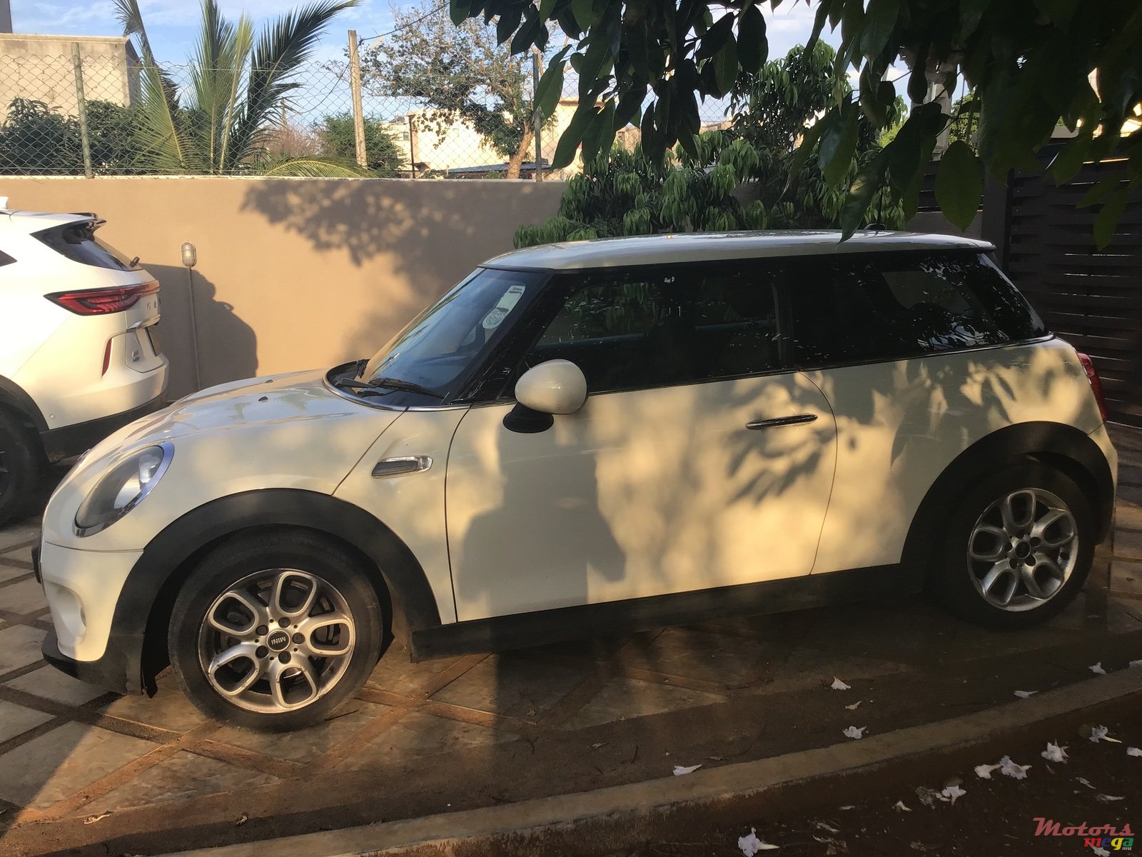 2015' MINI One photo #5