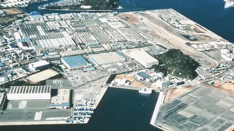 Nissan May Consider Deal With Foxconn to Save Japanese Car Plant