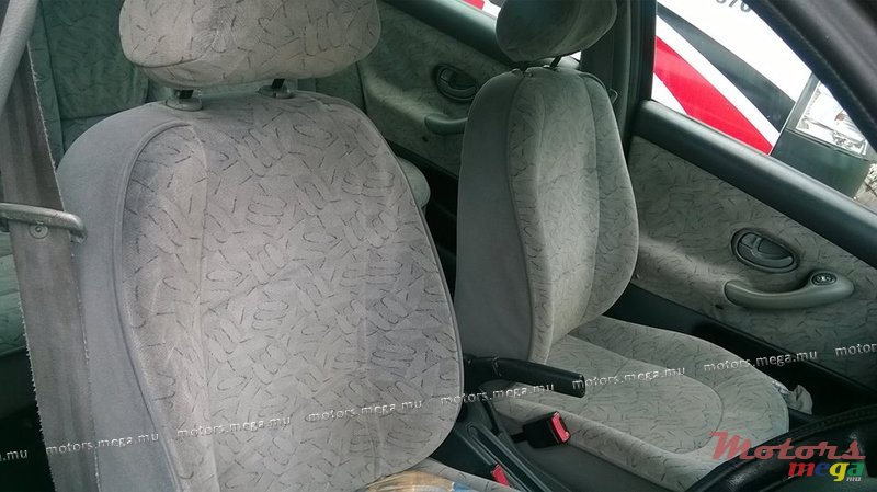 1996' Peugeot photo #3