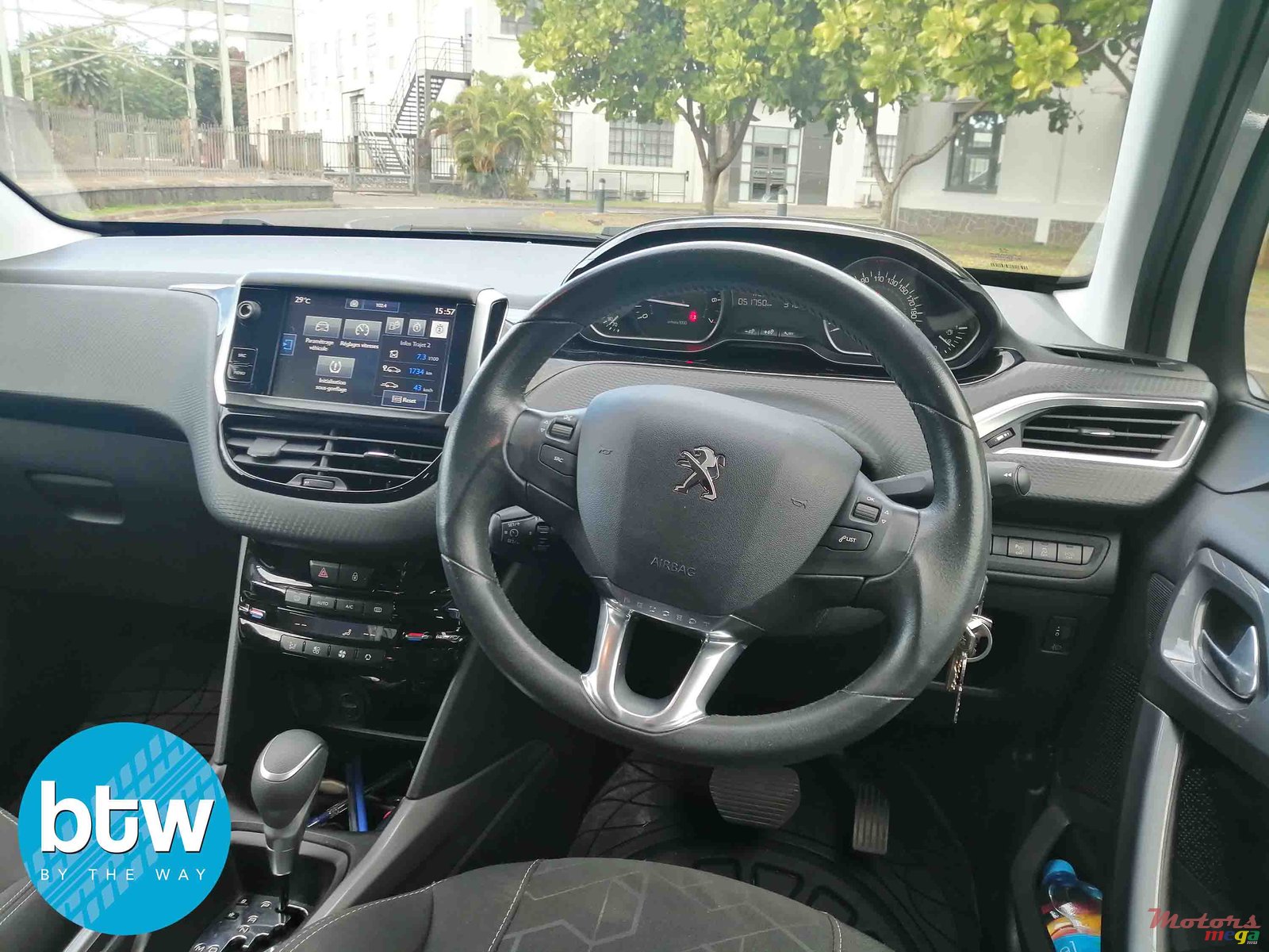 2017' Peugeot 2008 photo #7