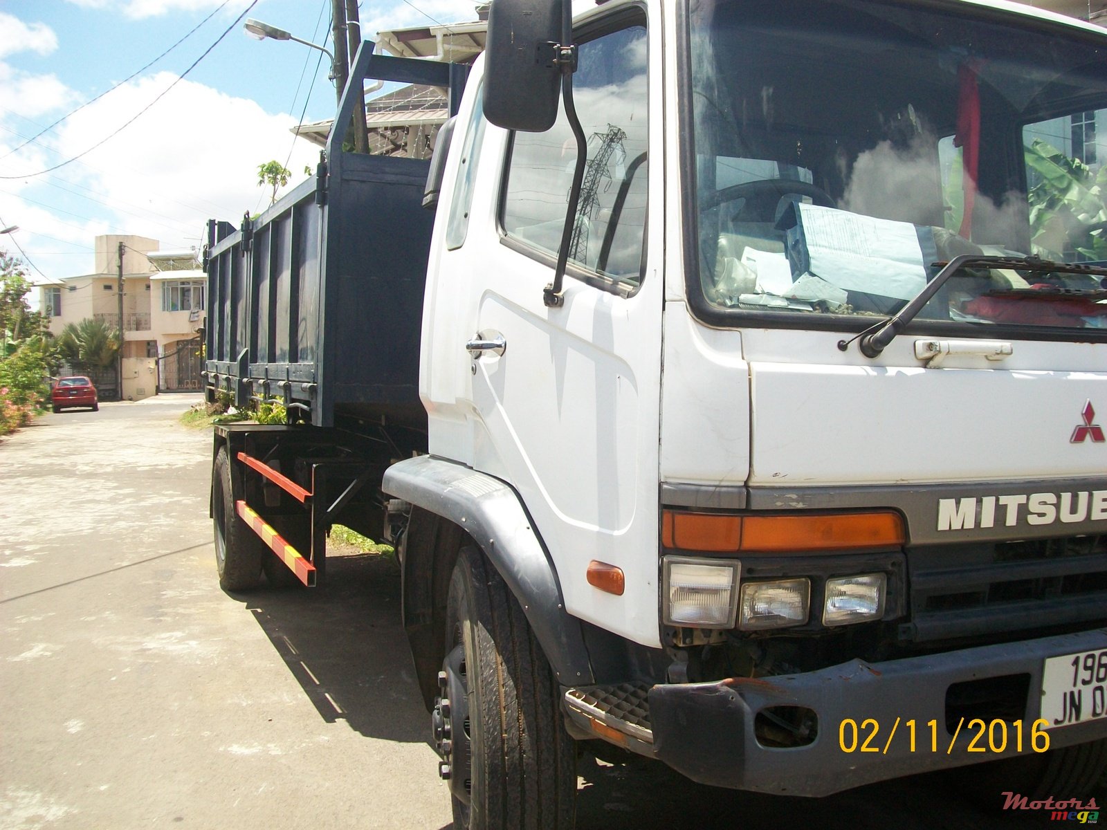 2002' Mitsubishi Fuso FM 615 photo #1