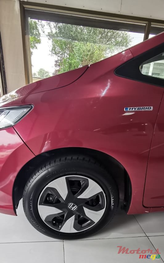 2017' Honda Fit Aria L package photo #5