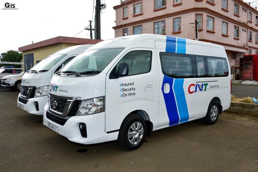 Vingt nouveaux minibus pour la CNT