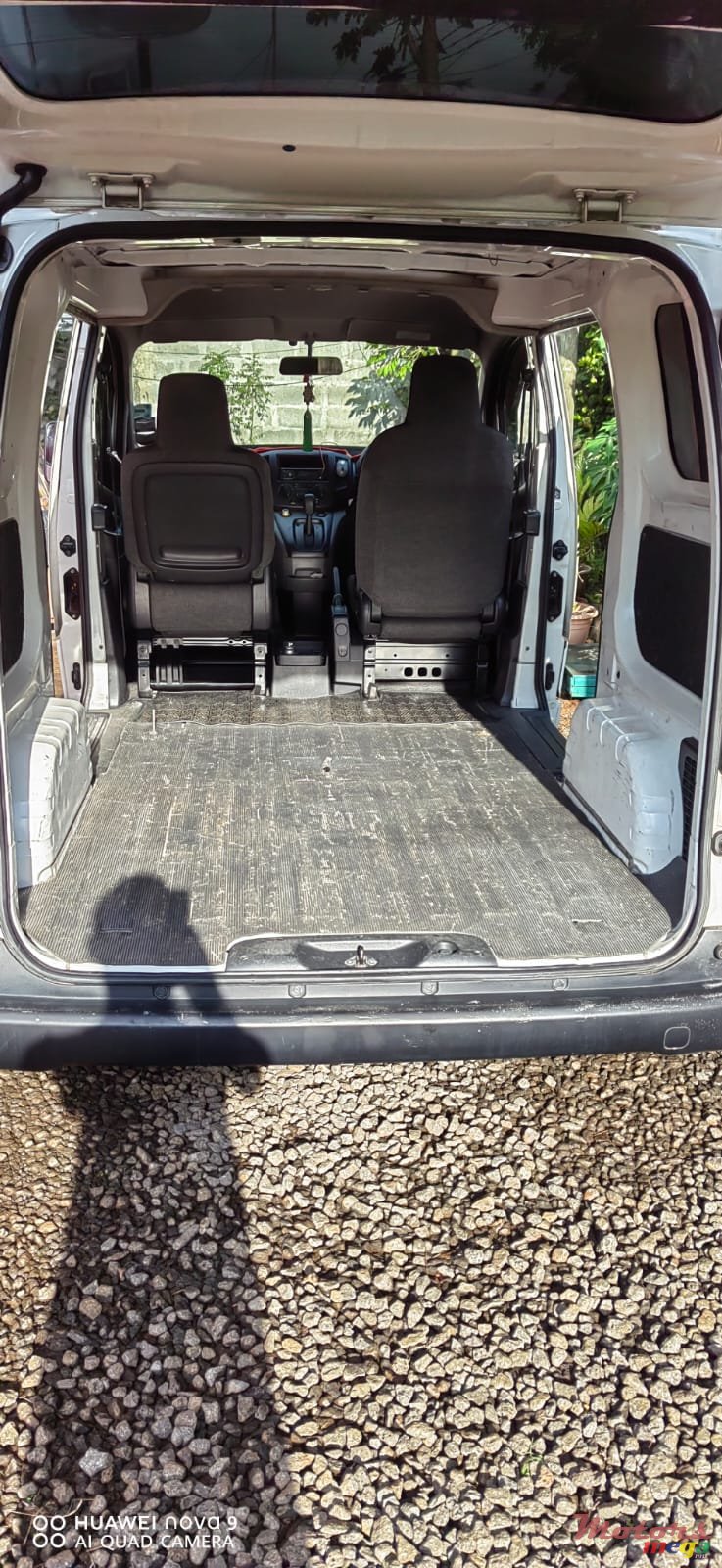 2012' Nissan NV200 photo #4