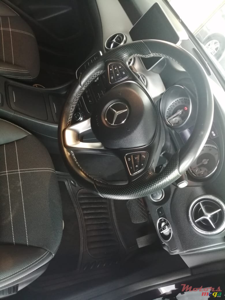 2015' Mercedes-Benz CLA 180 photo #4