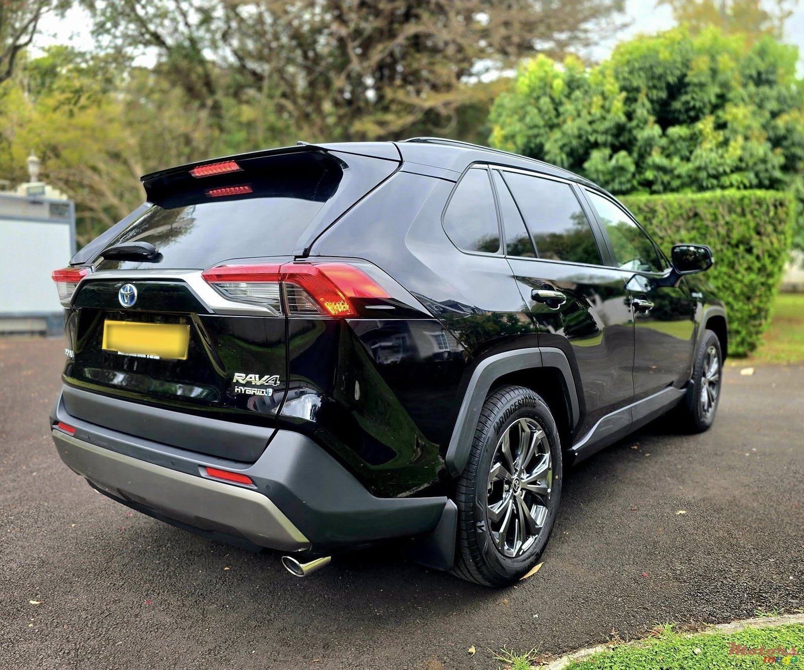 2024' Toyota RAV4 photo #4