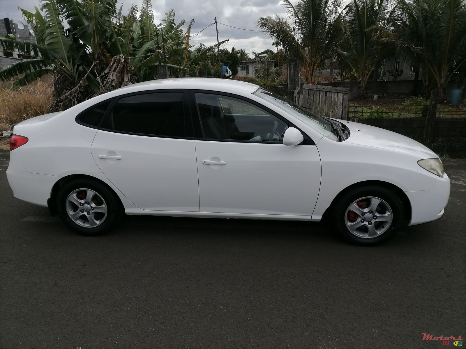2010' Hyundai Elantra photo #4