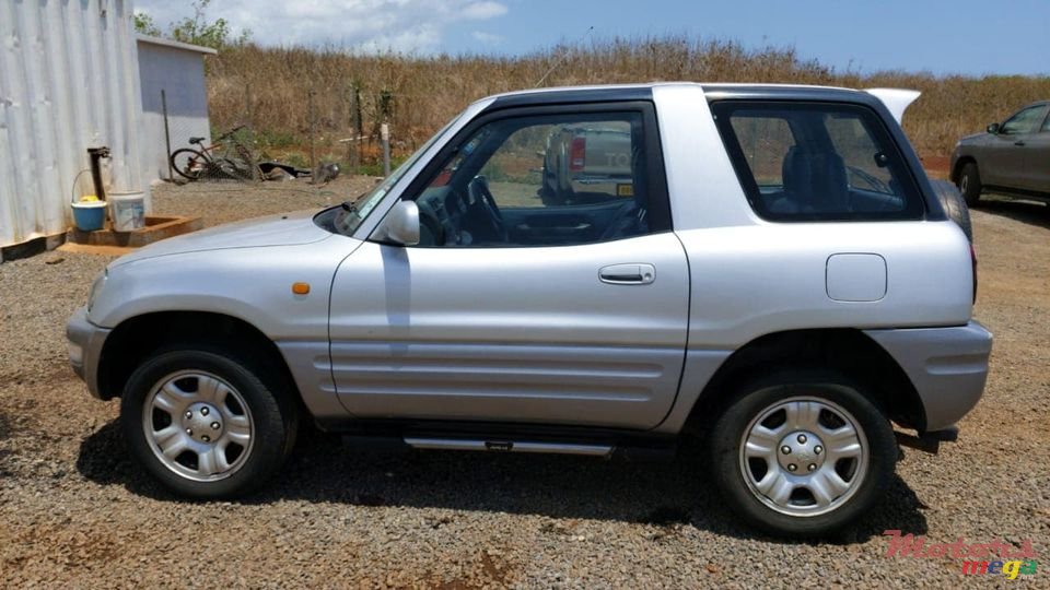 1998' Toyota RAV4 photo #4