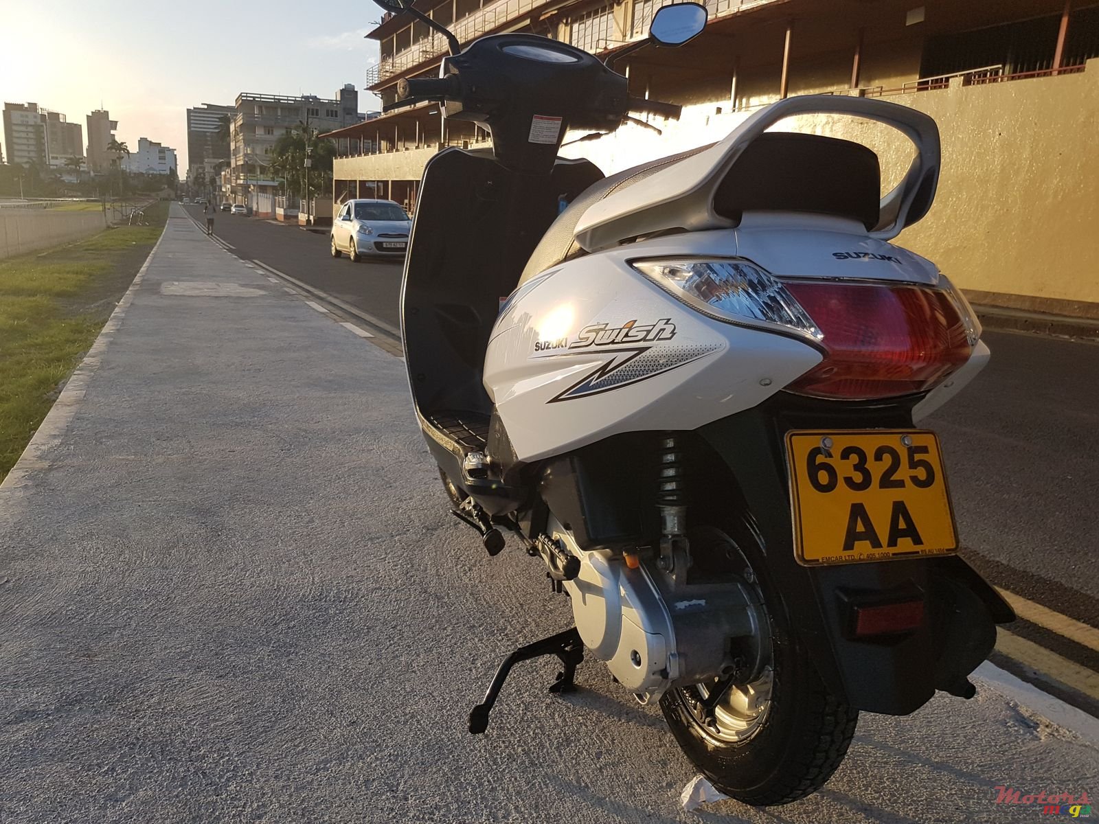 2015' Suzuki photo #3