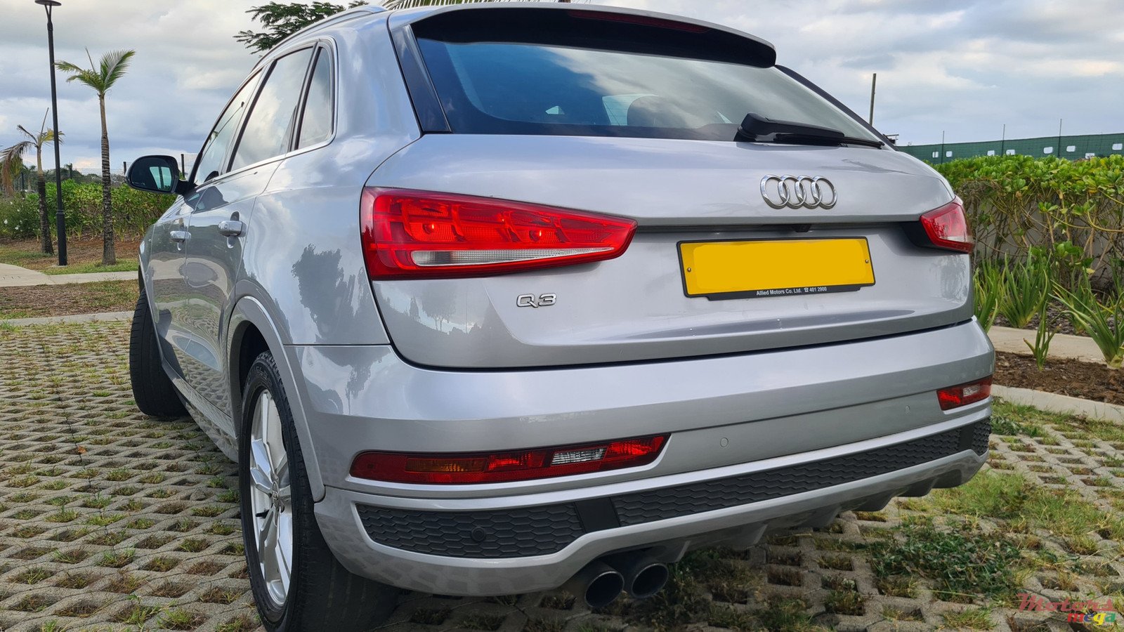 2019' Audi Q3 S-Line photo #5