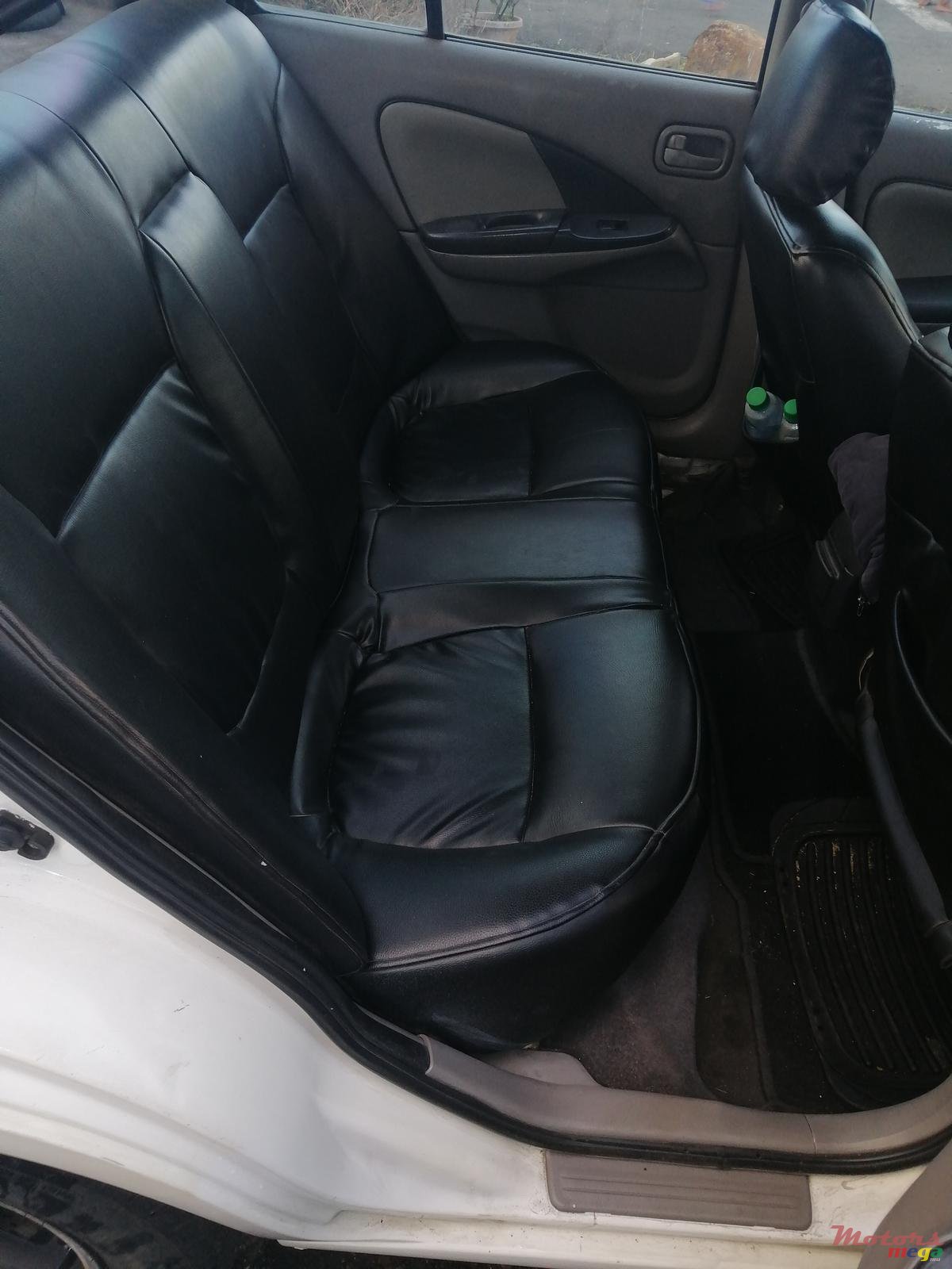 2000' Nissan Sunny Sport photo #6