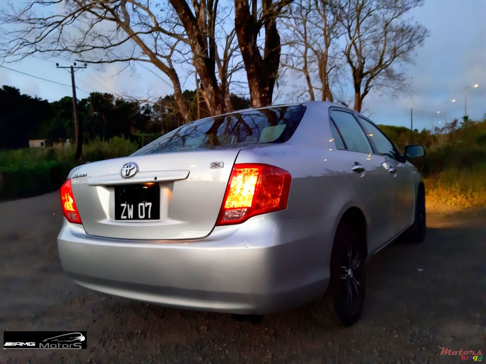 2007' Toyota Axio X photo #4