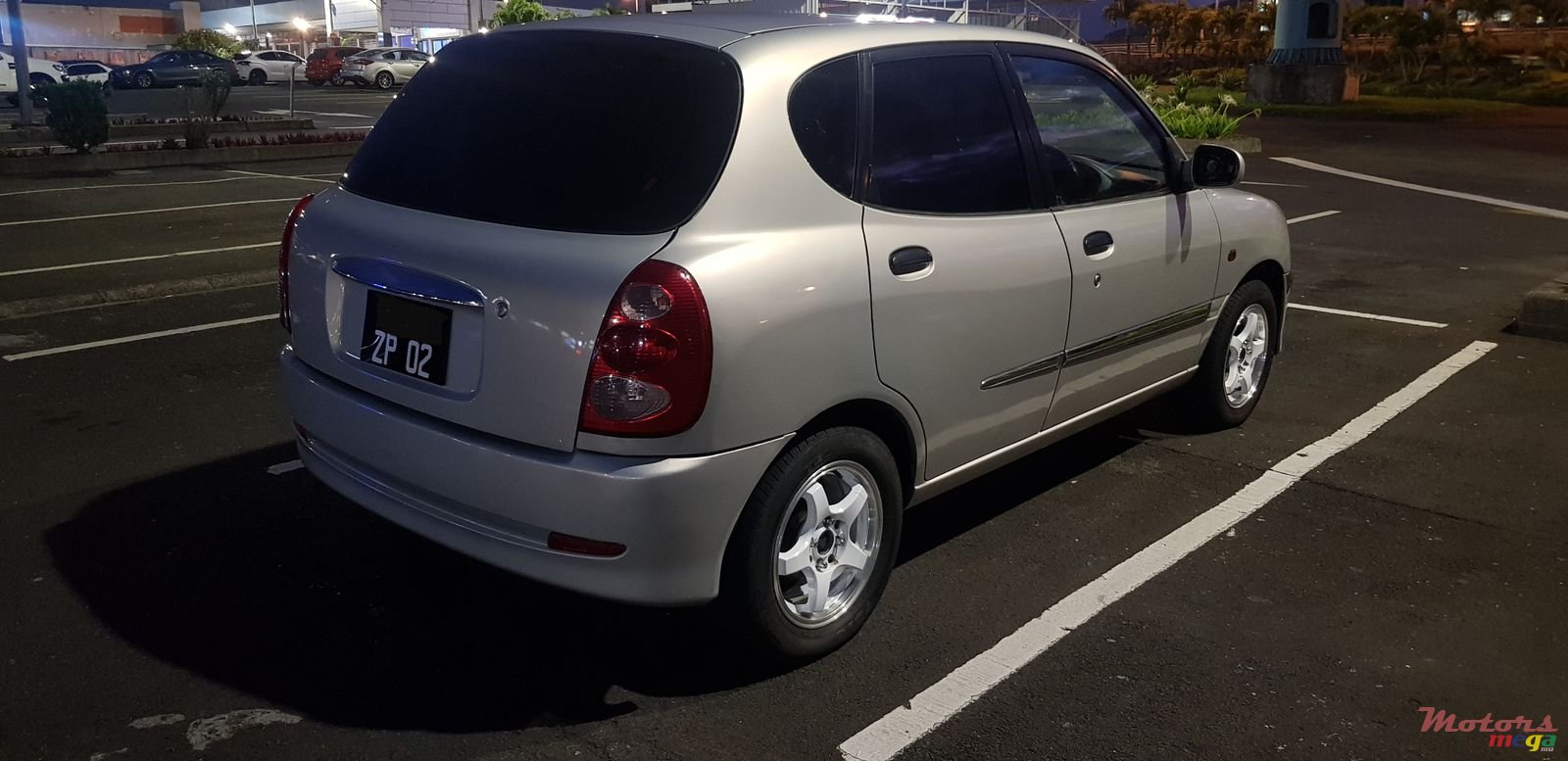 2002' Toyota photo #5