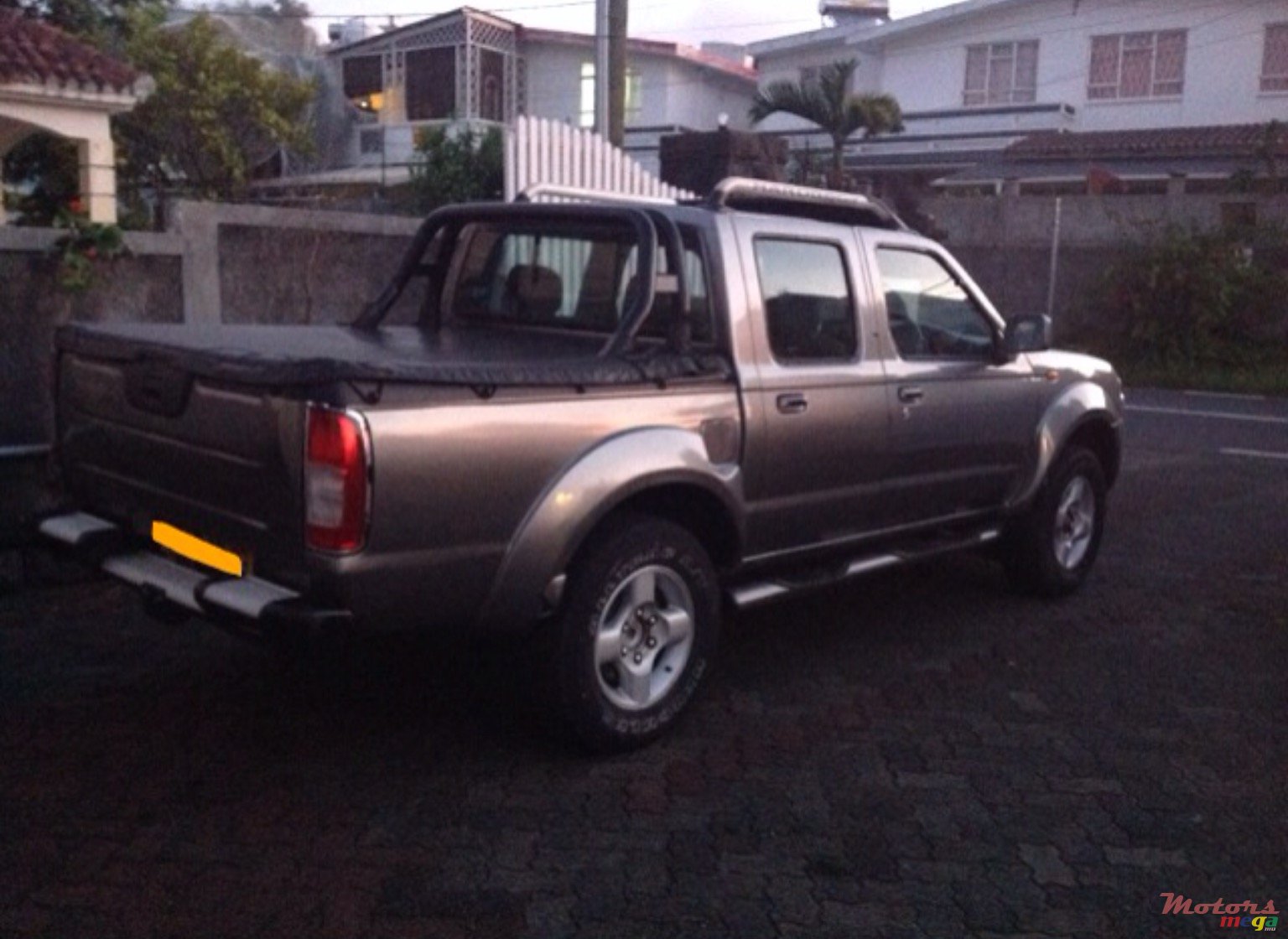 2003' Nissan photo #3