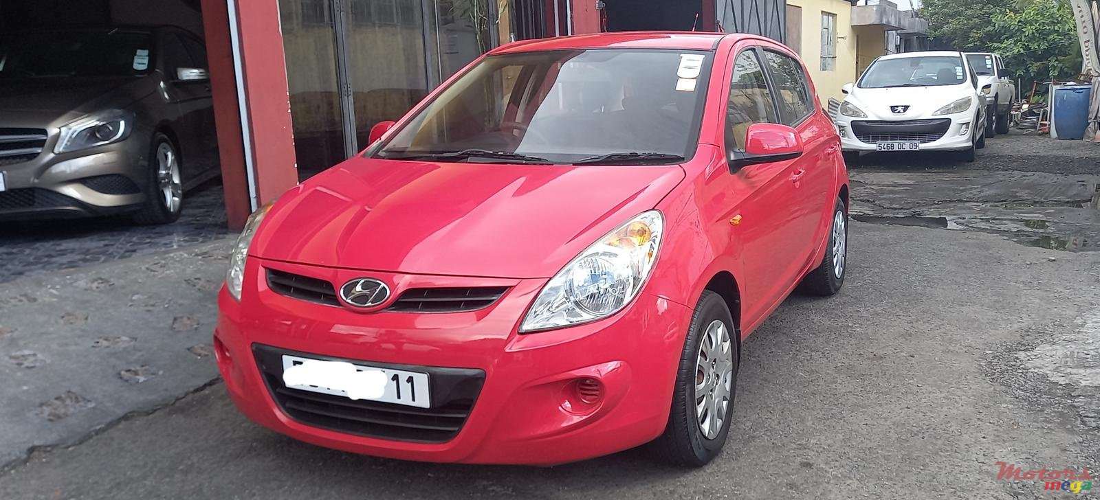 2011' Hyundai i20 photo #2