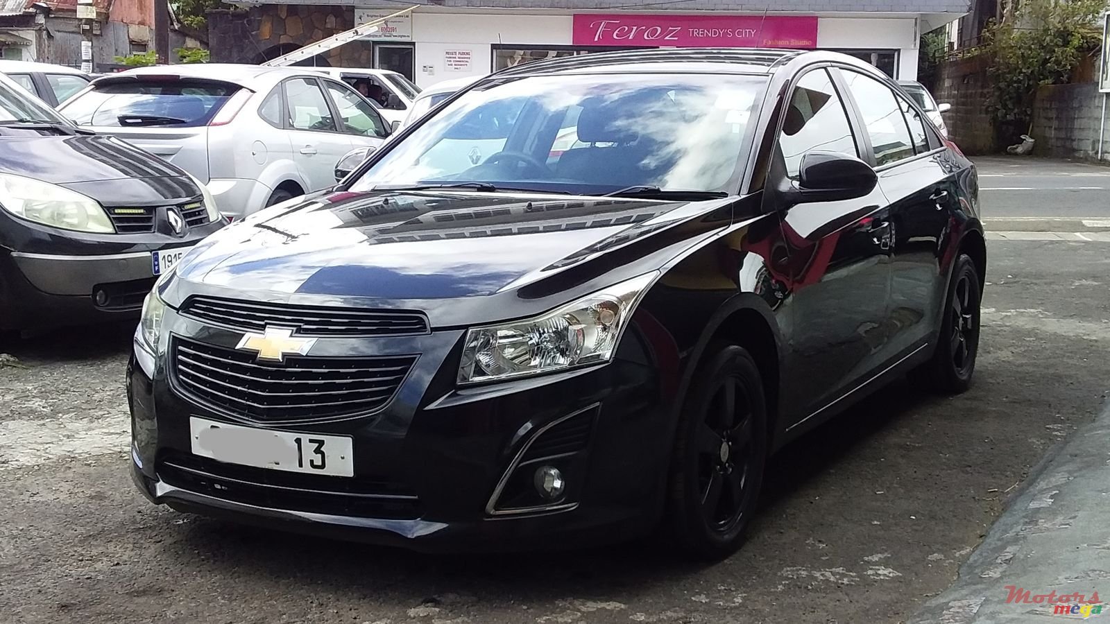 2013' Chevrolet Cruze photo #1