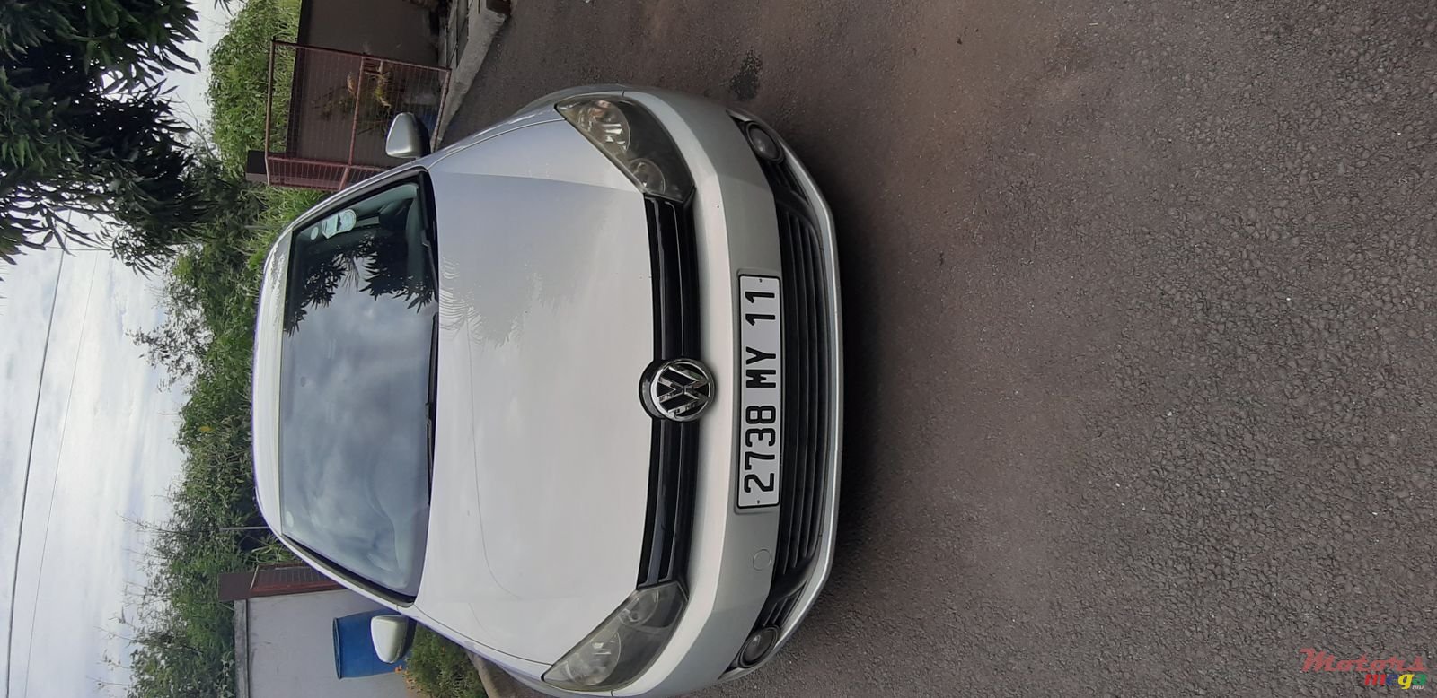 2011' Volkswagen Golf VI photo #2