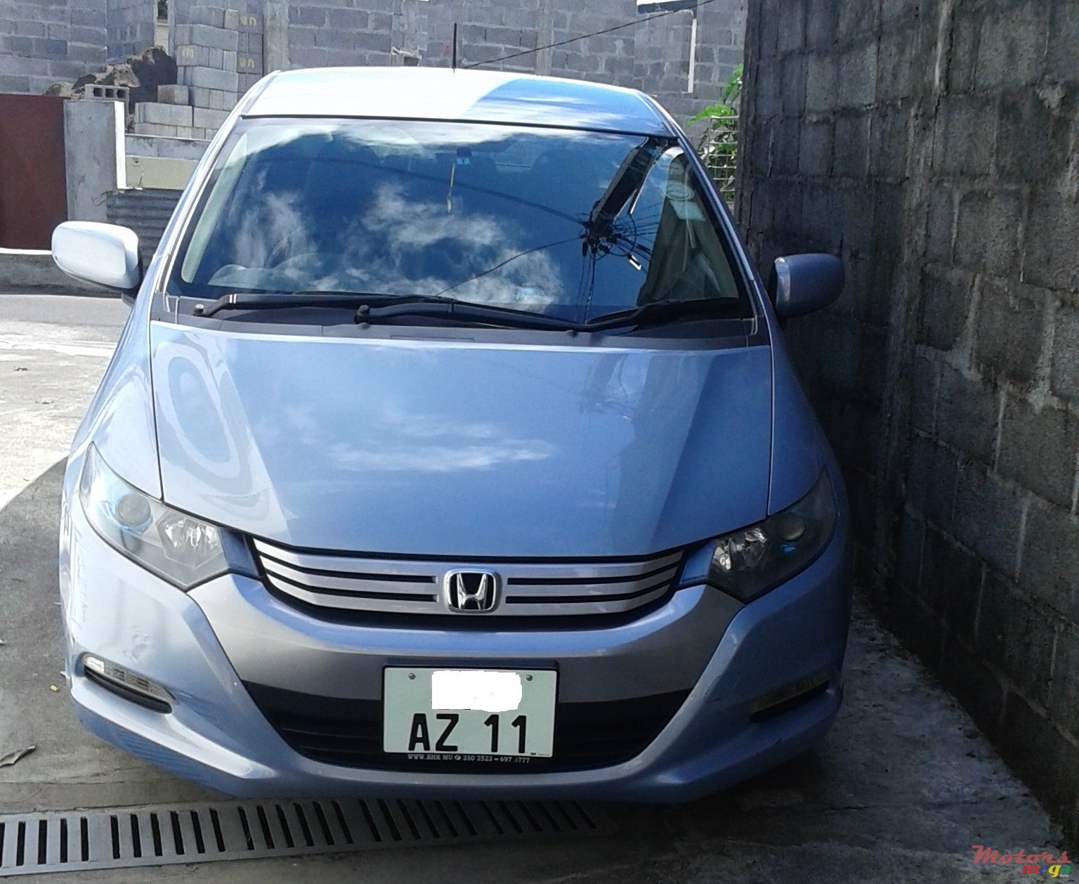 2011' Honda Insight photo #1