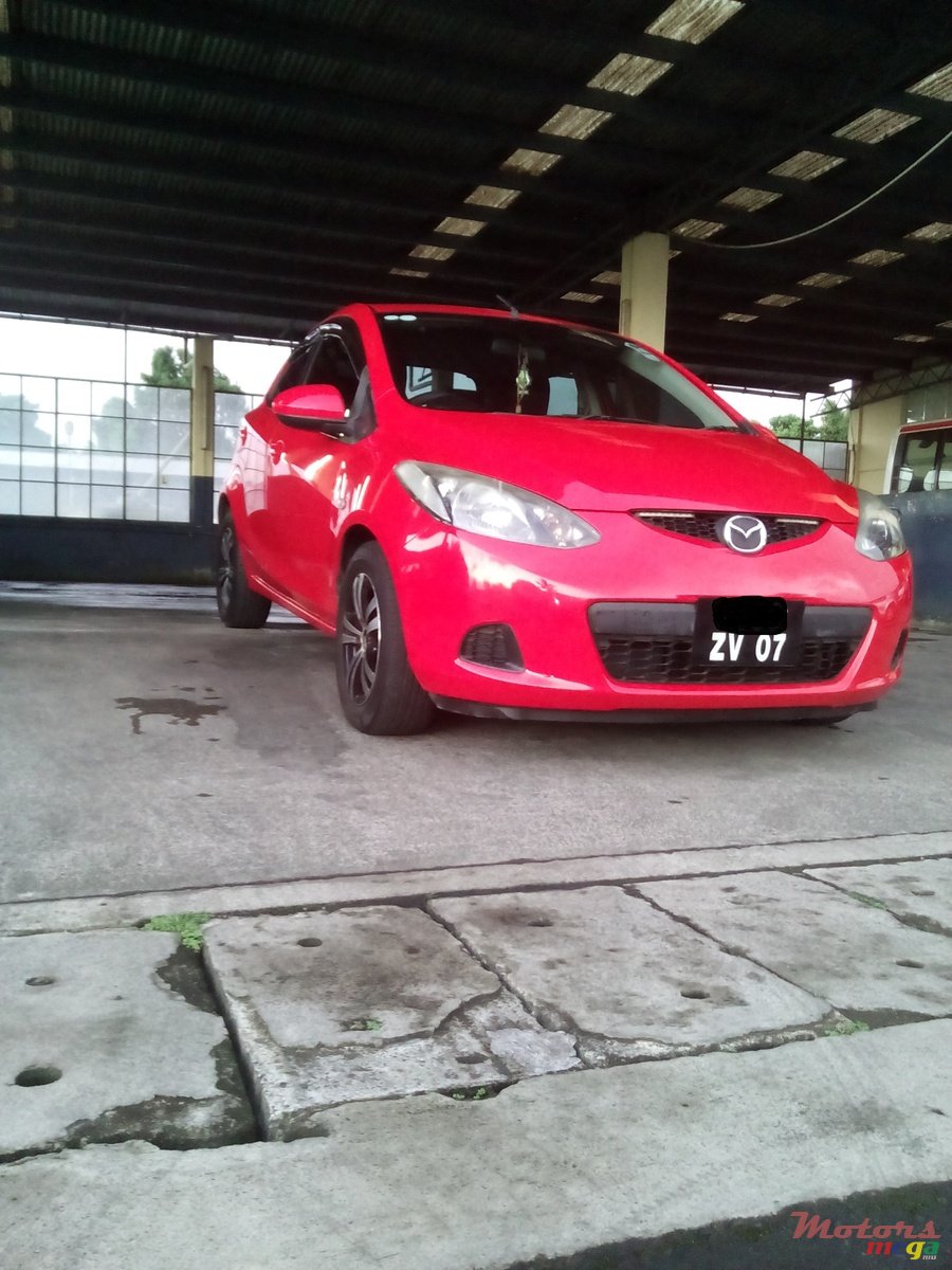 2007' Mazda 2 photo #6