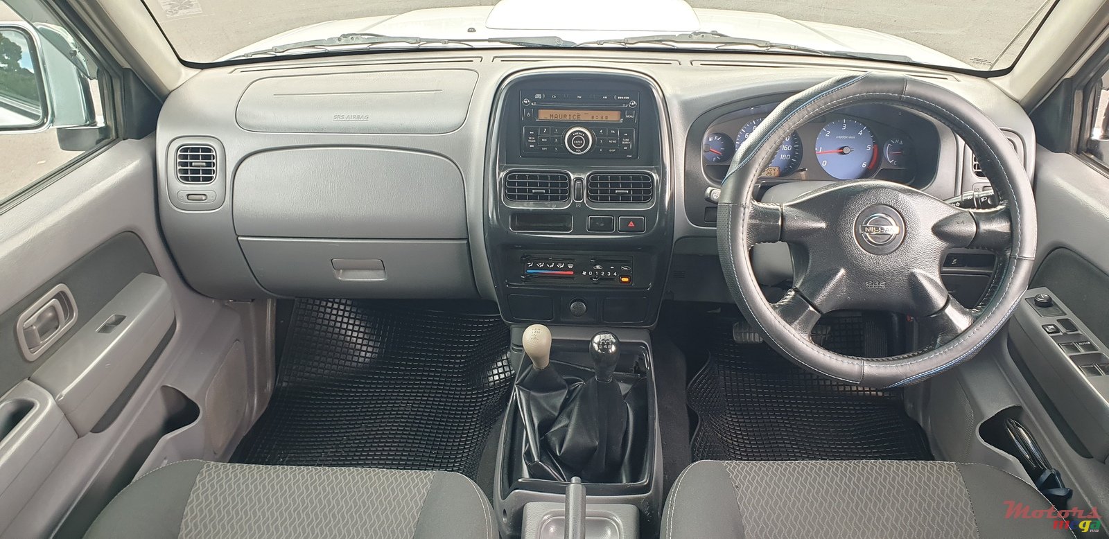 2020' Nissan Hardbody NP300 photo #6