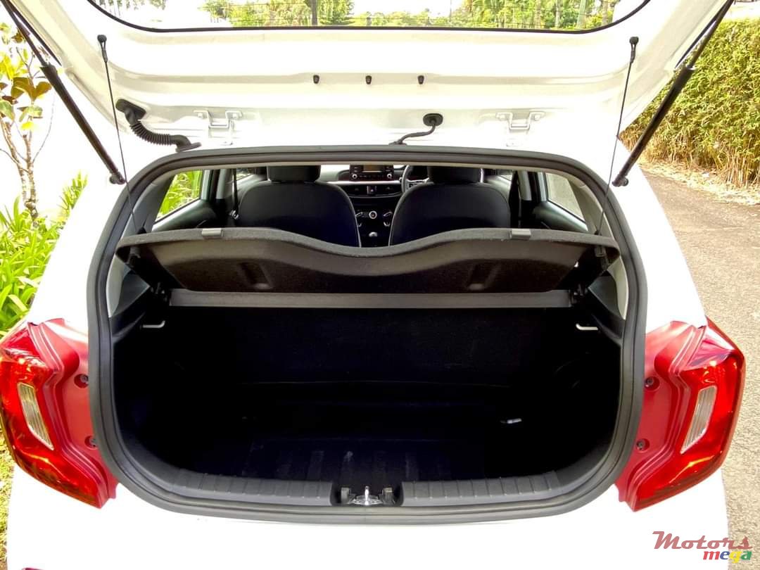 2017' Kia Picanto photo #5