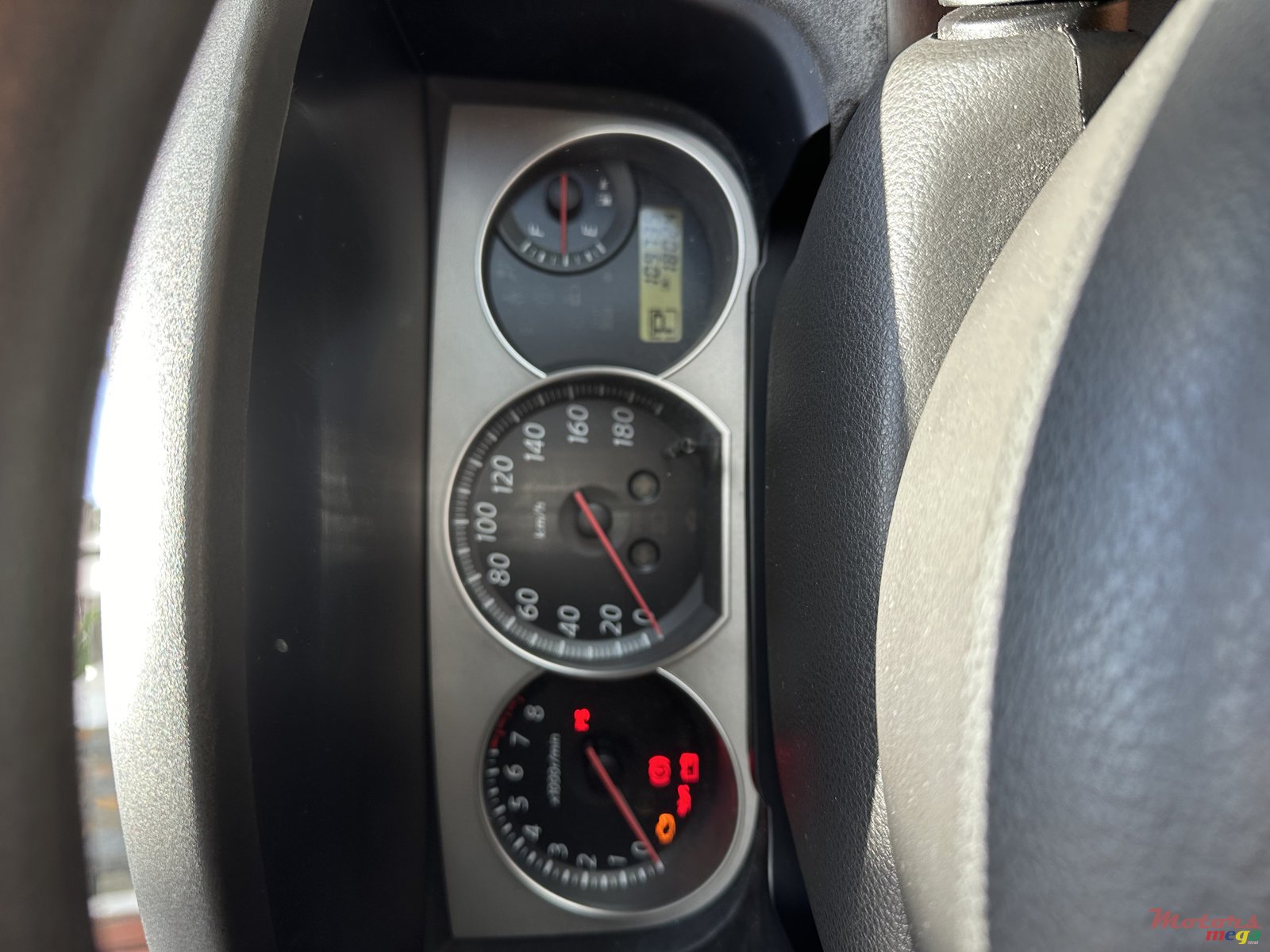 2006' Nissan Bluebird photo #4