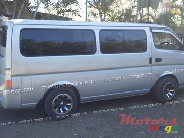 2003' Nissan 15 places private photo #1