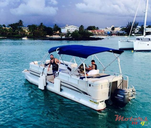 2009' Classic photo #2