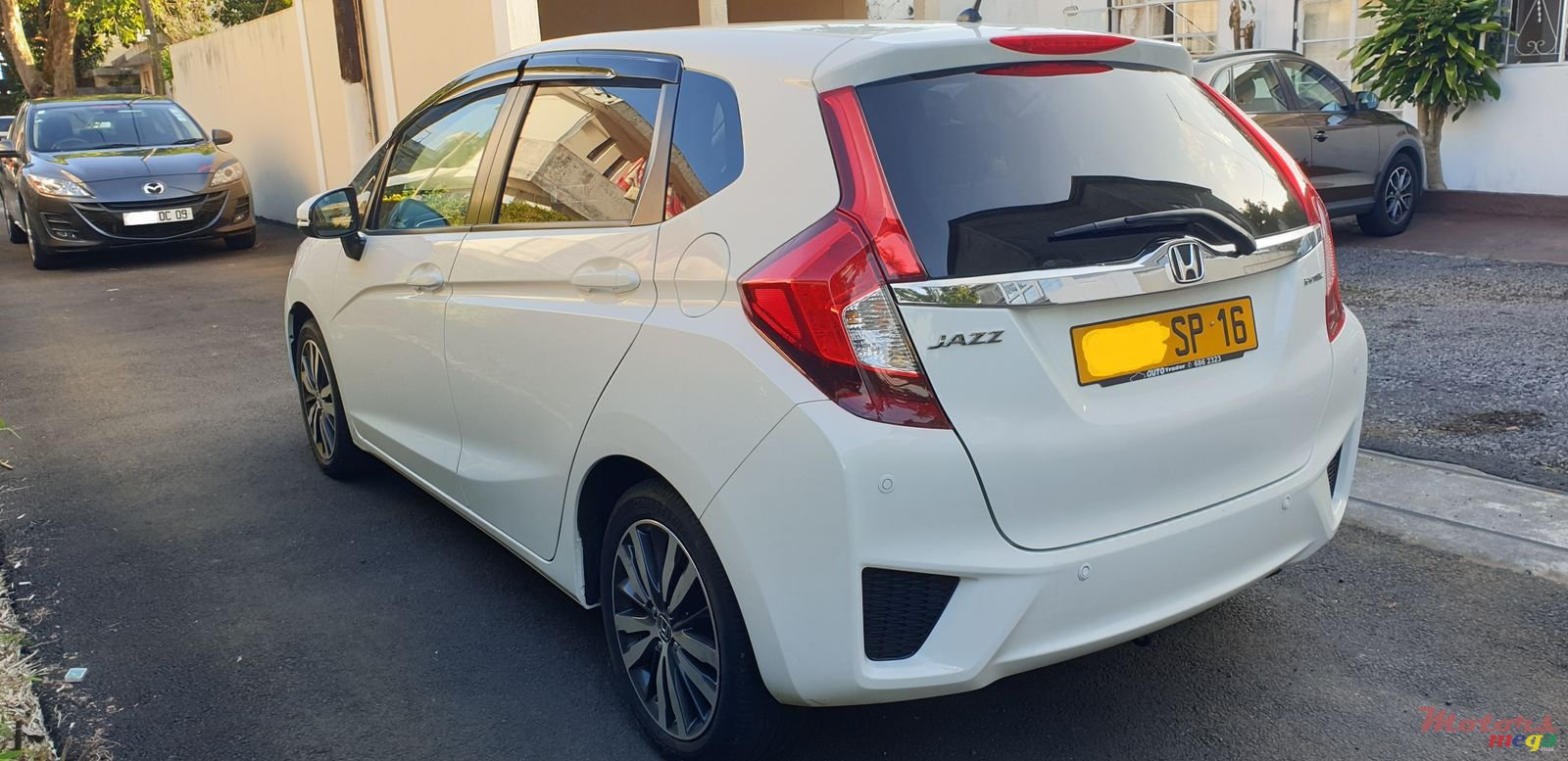 2016' Honda Jazz photo #3