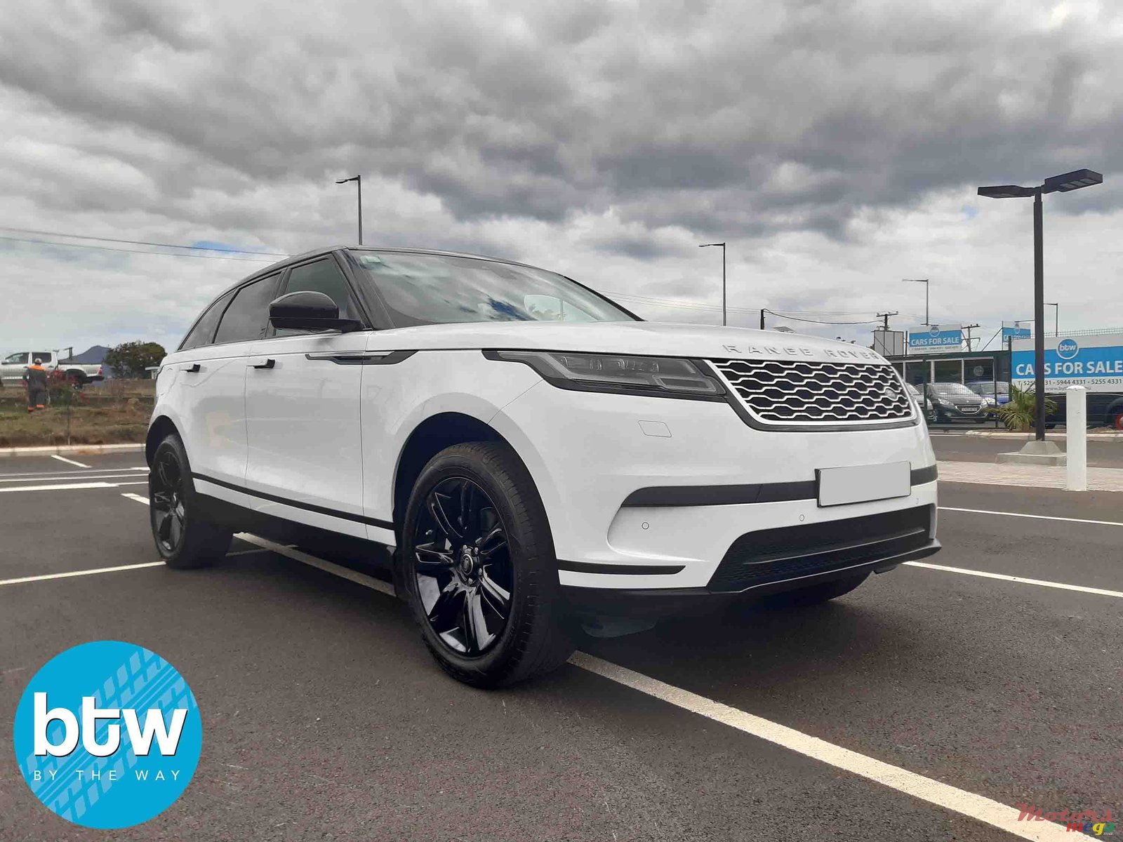 2018' Land Rover Range Rover photo #1