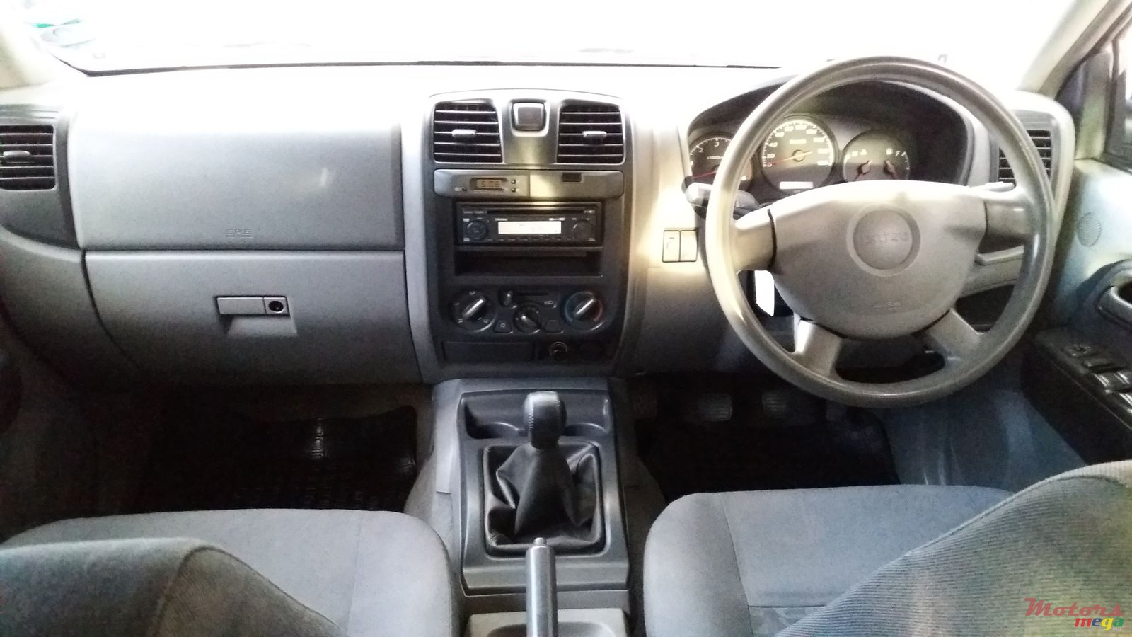 2007' Isuzu photo #4