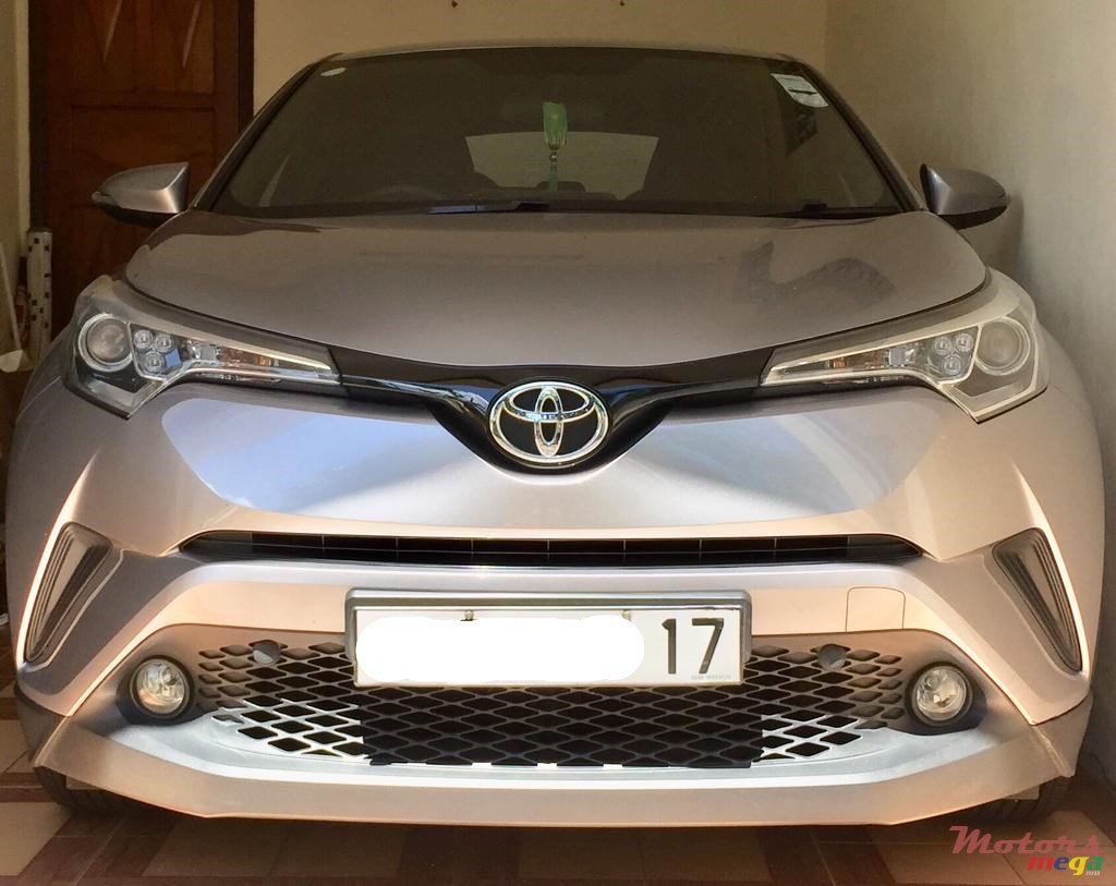 2017' Toyota photo #3