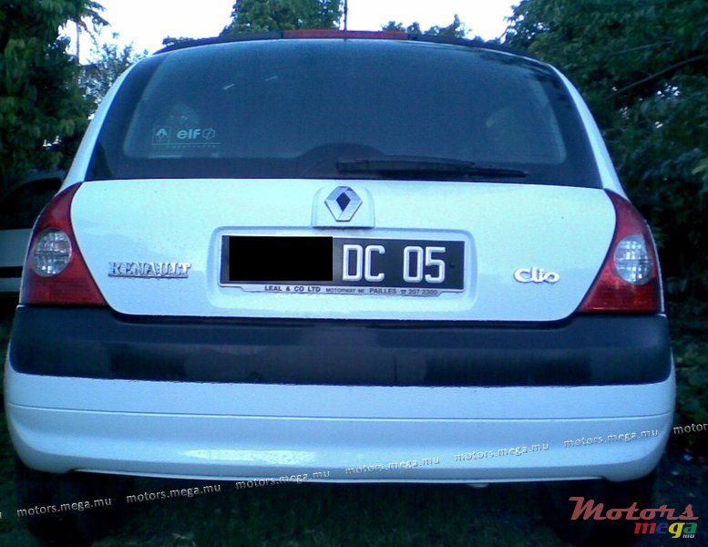 2005' Renault Clio II  photo #2