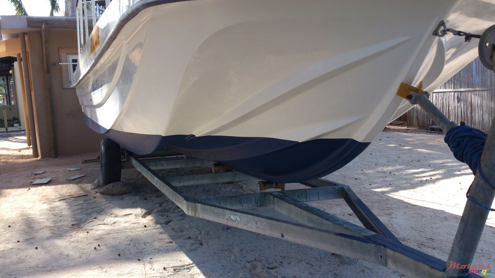 2001' Boston Whaler photo #3