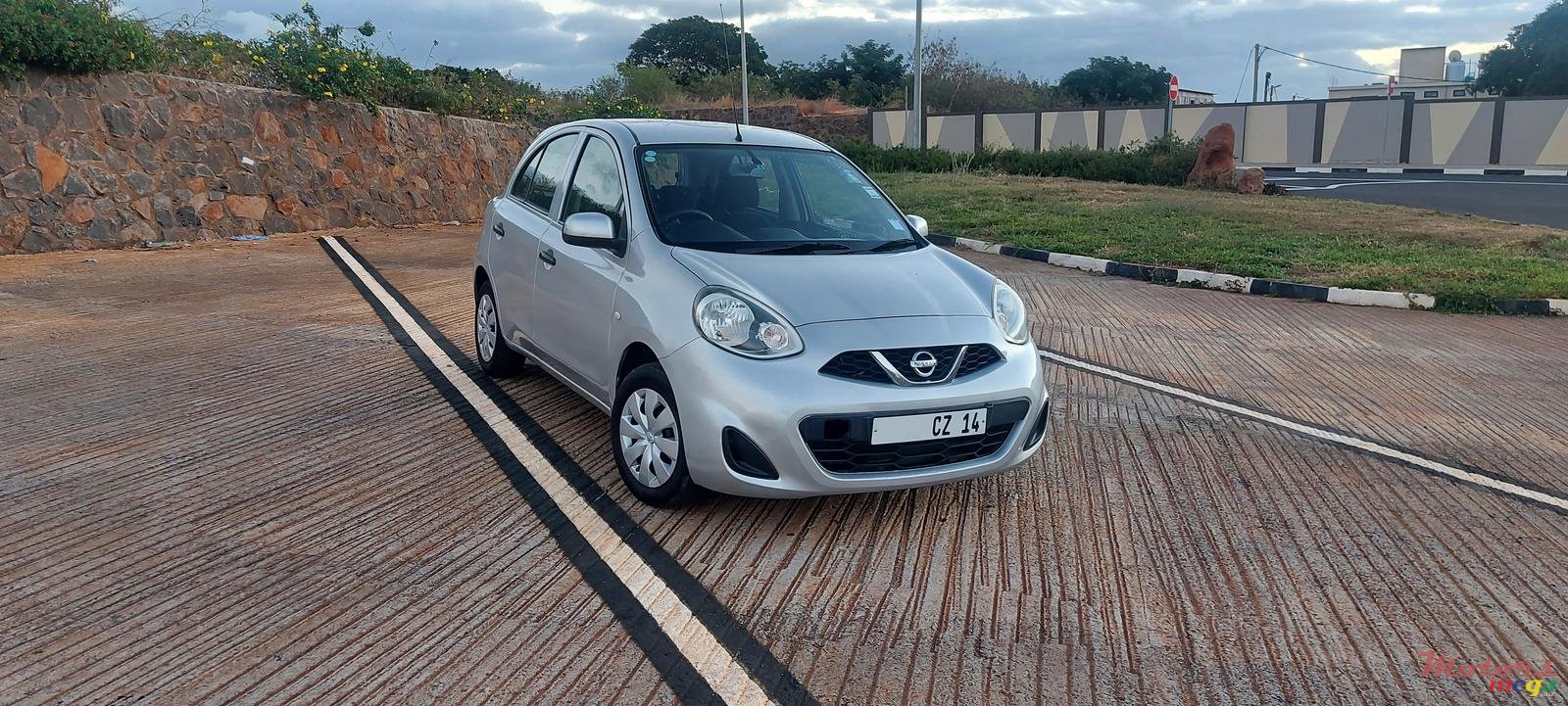 2014' Nissan Micra photo #1