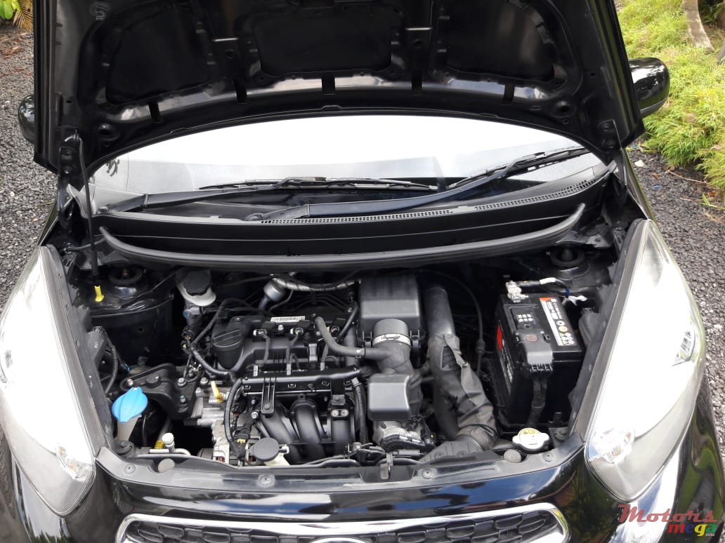 2015' Kia Picanto photo #4