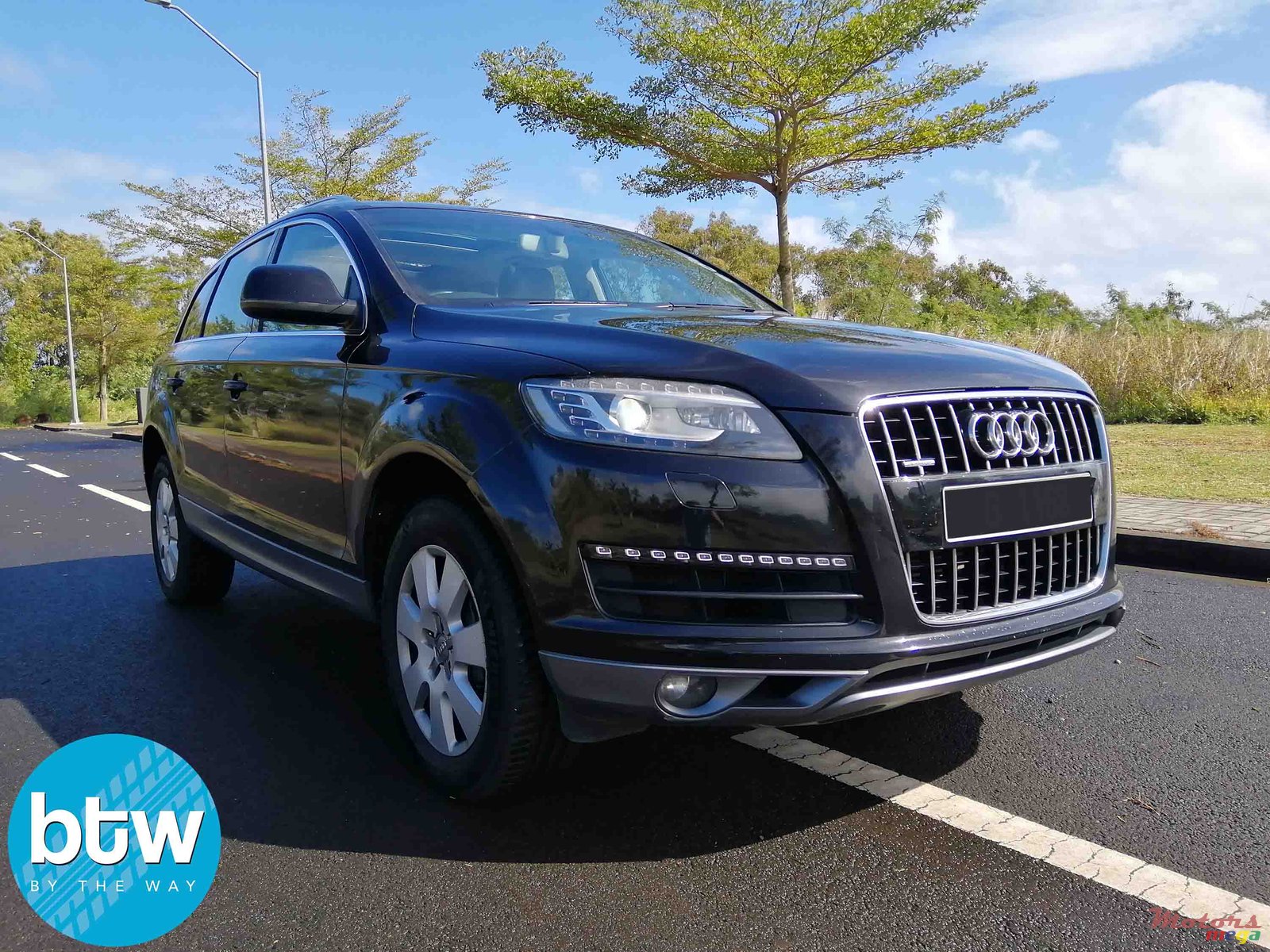 2010' Audi Q7 photo #1