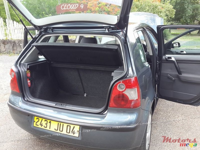2004' Volkswagen Polo 9n1 photo #6