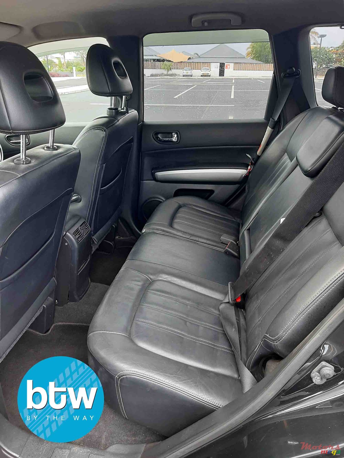 2011' Nissan X-Trail photo #4