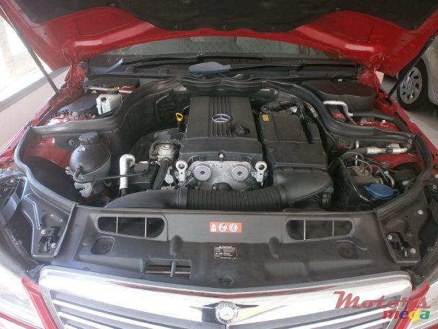 2012' Mercedes-Benz C180 Kompressor photo #4