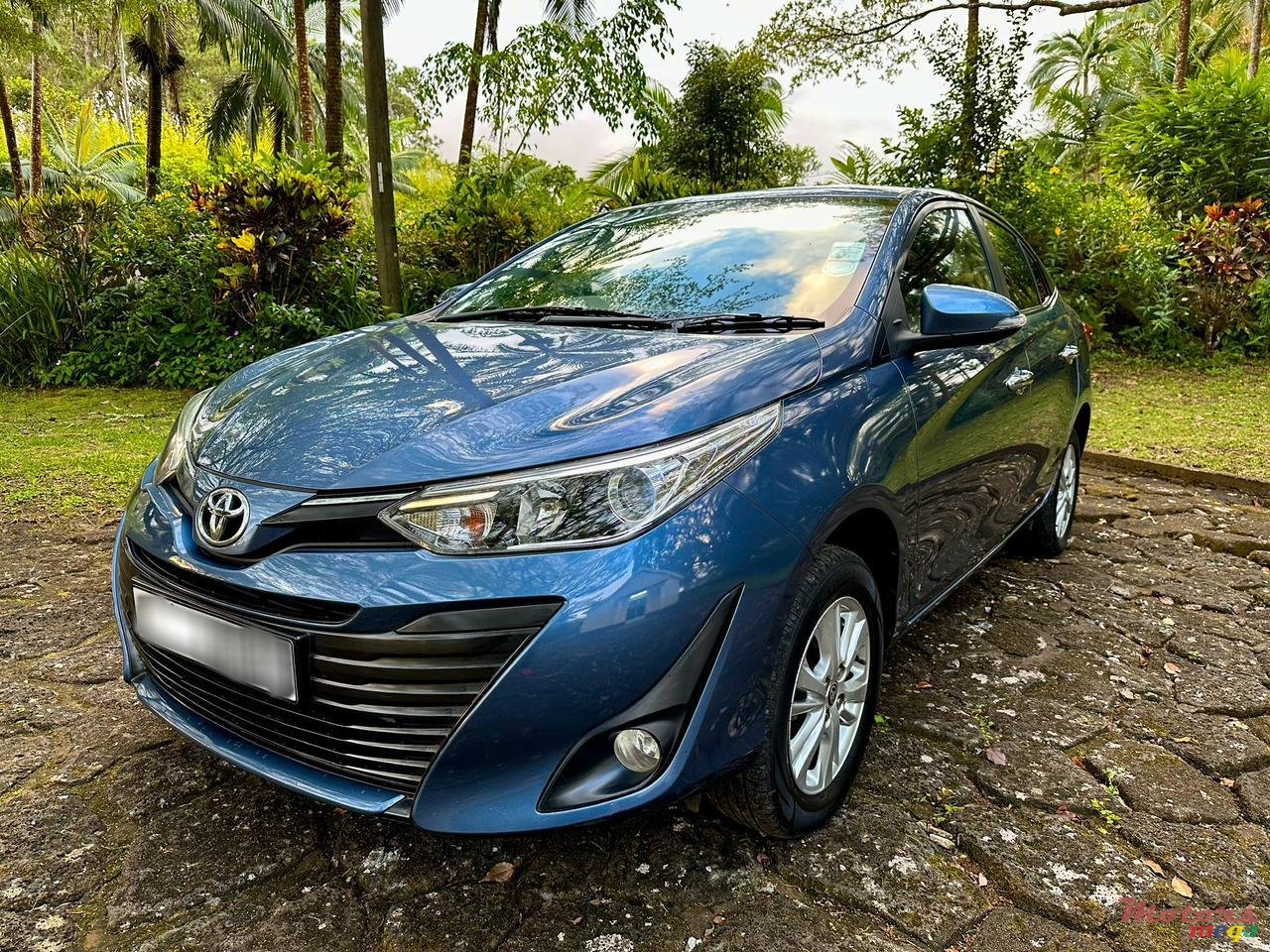 2018' Toyota Yaris G photo #3