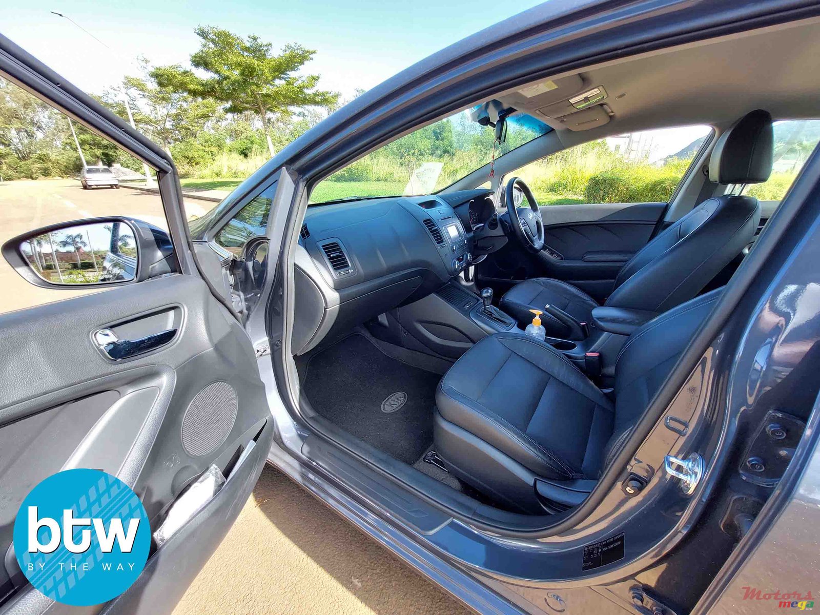 2015' Kia Cerato photo #4