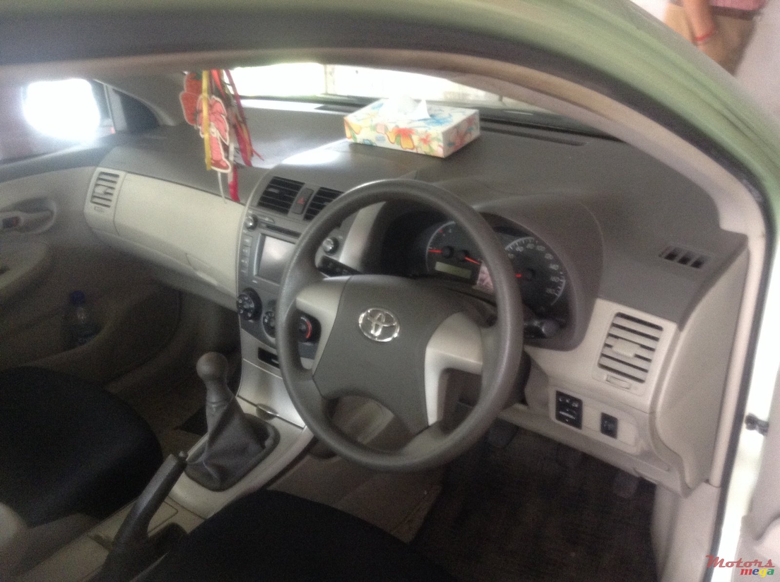 2007' Toyota Axio photo #2