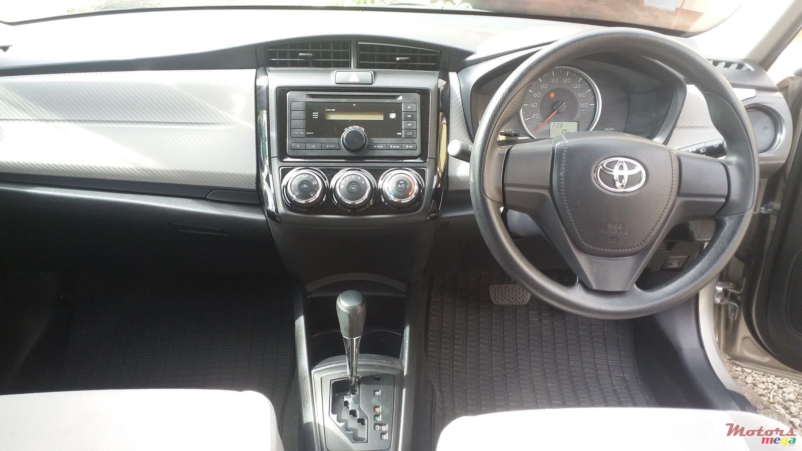 2012' Toyota Axio photo #3