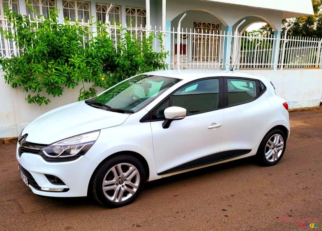 2018' Renault photo #5