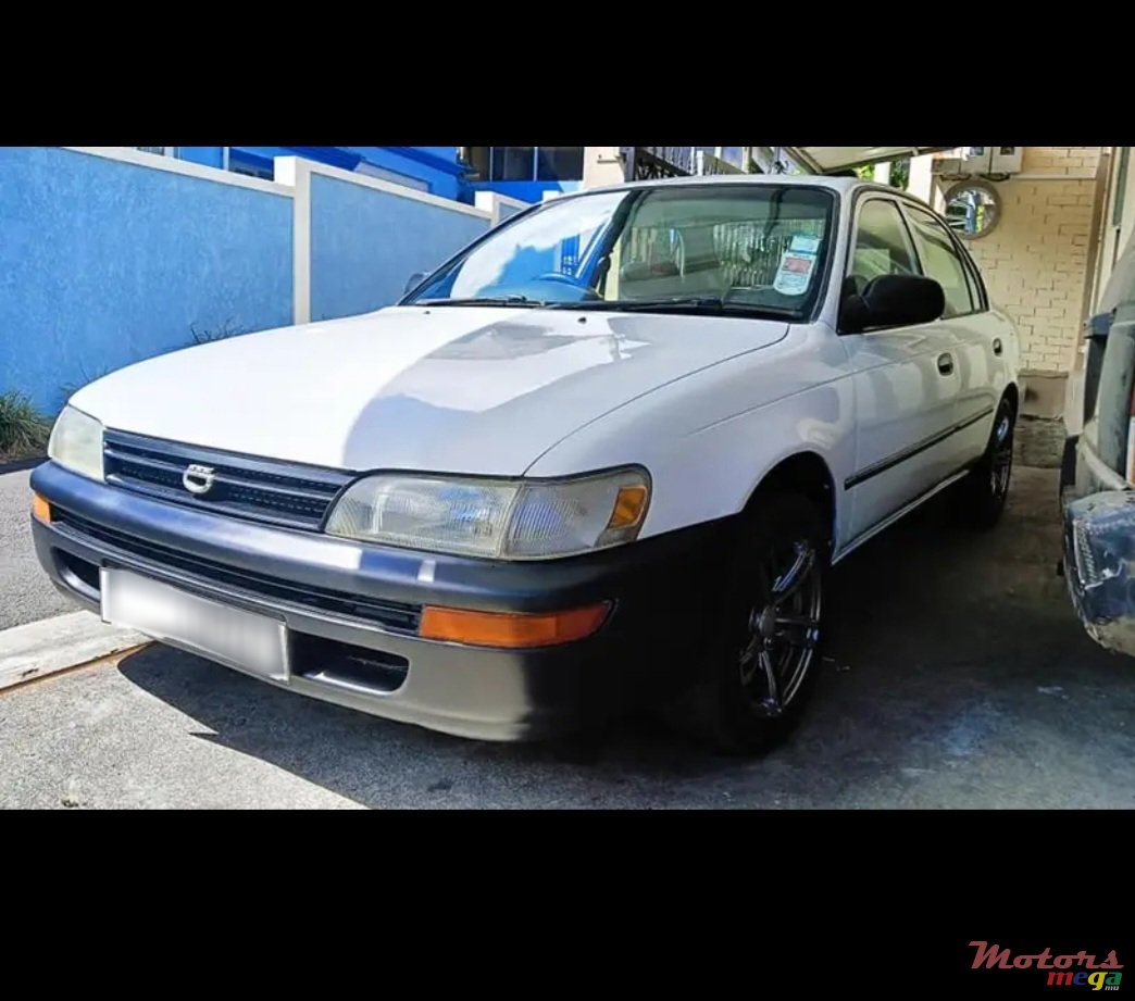 1992' Toyota Corolla photo #1