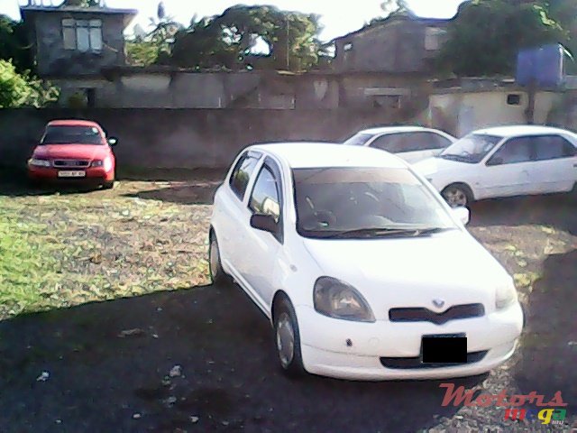 2001' Toyota vitz exchange photo #1