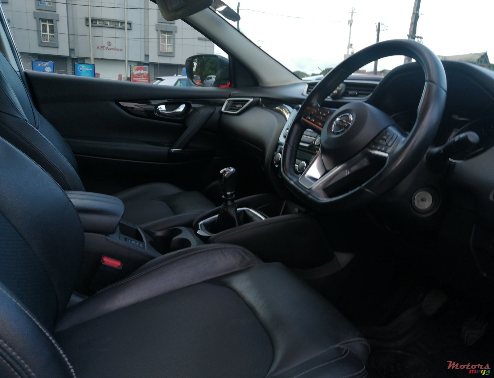 2018' Nissan Qashqai Acenta photo #2